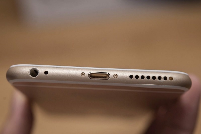 Sửa điện thoại iPhone 6 plus hư loa mất bao nhiêu tiền? 