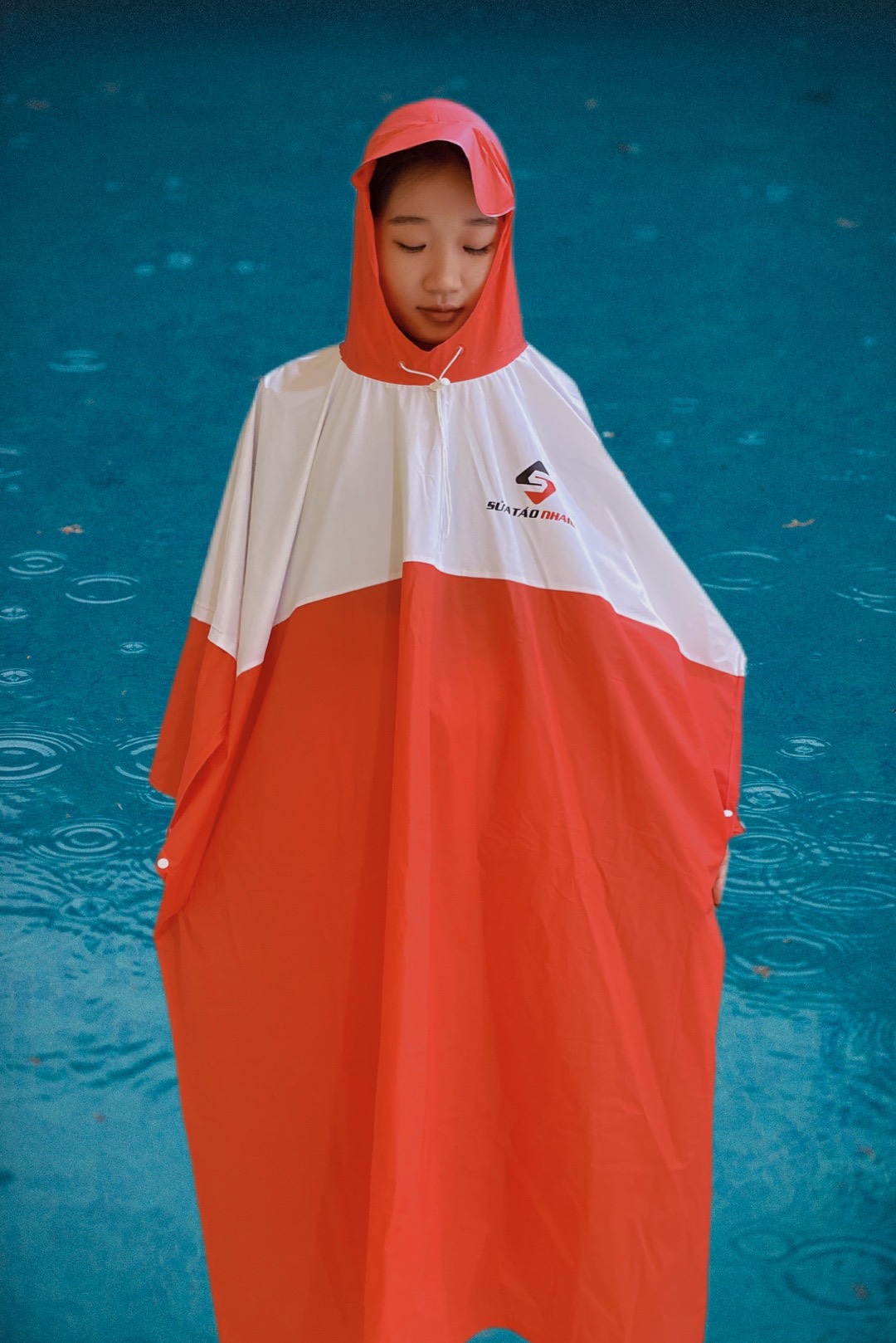 Áo mưa thương hiệu Sửa Táo Nhanh giá 9K